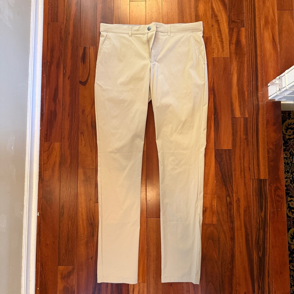 Men's Classic Tan Chinos